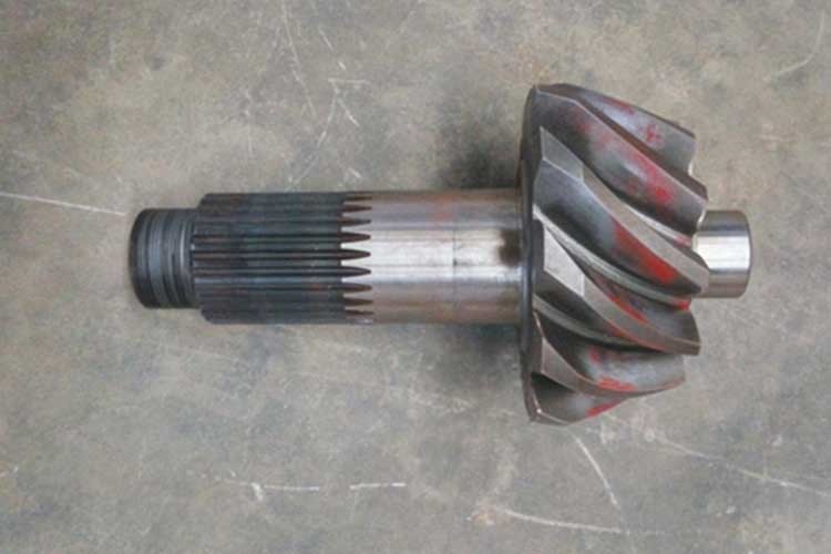 主動(dòng)錐齒輪222-18-01015