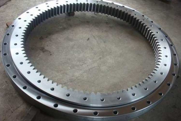 回轉(zhuǎn)齒圈